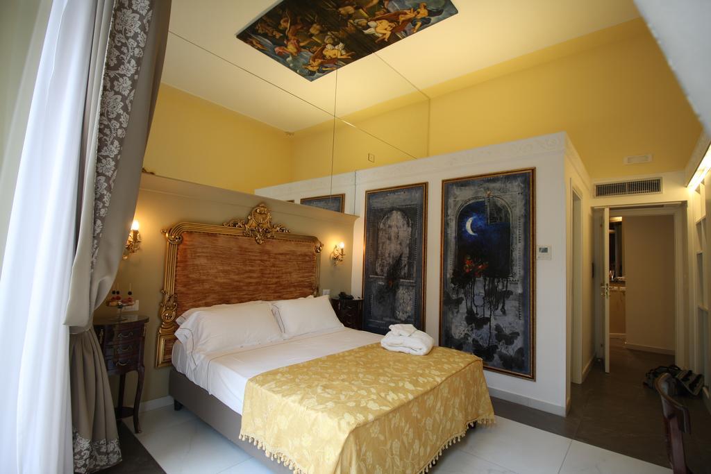 Hotel Art Resort Galleria Umberto Napoli Bagian luar foto